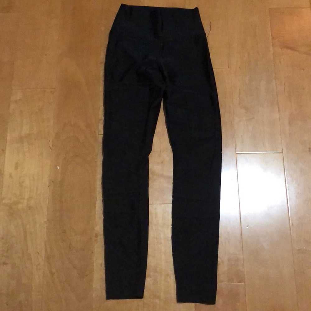 lululemon yoga pants